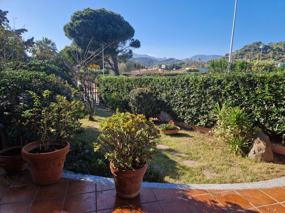 Villa Domus Maura Villasimius Esterno foto
